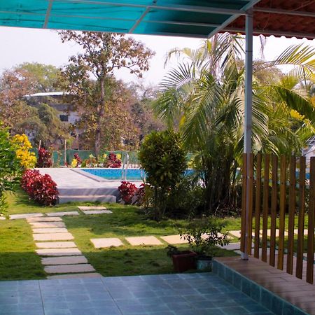 Mohor Retreat Hotel Алибаг Екстериор снимка